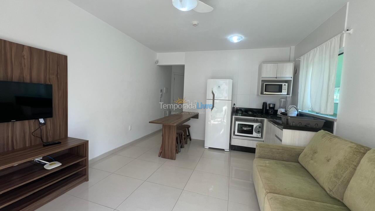 Apartamento para aluguel de temporada em Bombinhas (Praia de Quatro Ilhas)