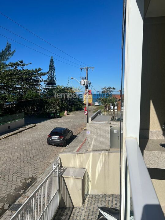 Apartamento para aluguel de temporada em Bombinhas (Praia de Quatro Ilhas)