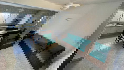 ADORÁVEL SOBRADO EM COND FECHADO A 30M DA AREIA DA PRAIA COM WI-FI