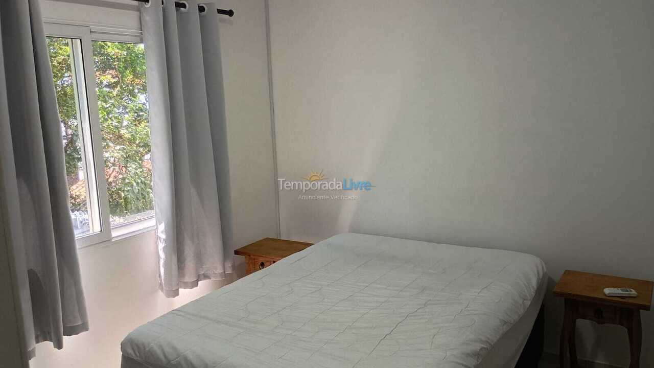 Apartamento para aluguel de temporada em São Francisco do Sul (Ubatuba)