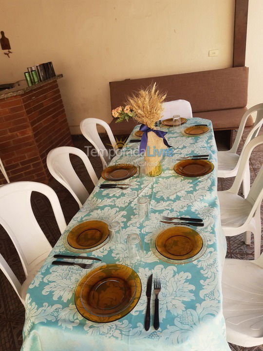 Casa para aluguel de temporada em Londrina (Universitário)