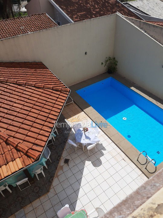 Casa para aluguel de temporada em Londrina (Universitário)