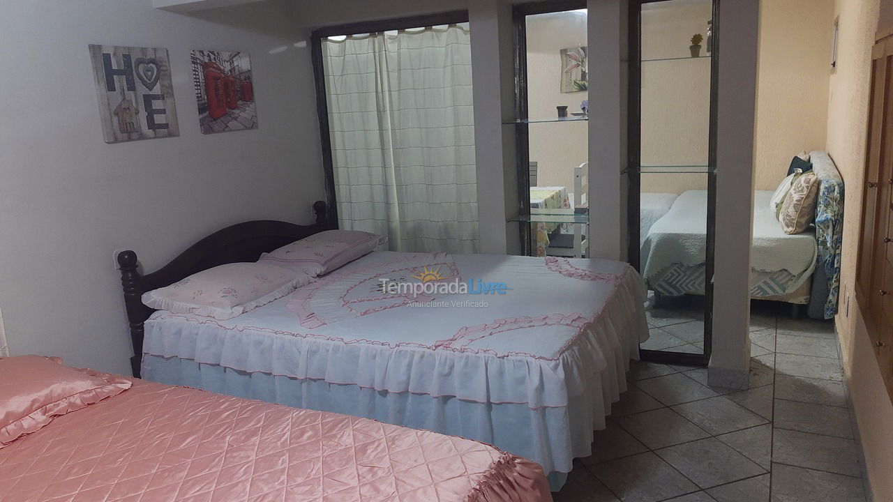 Casa para aluguel de temporada em Londrina (Universitário)