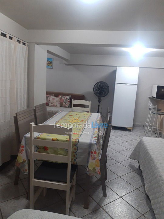 Casa para aluguel de temporada em Londrina (Universitário)