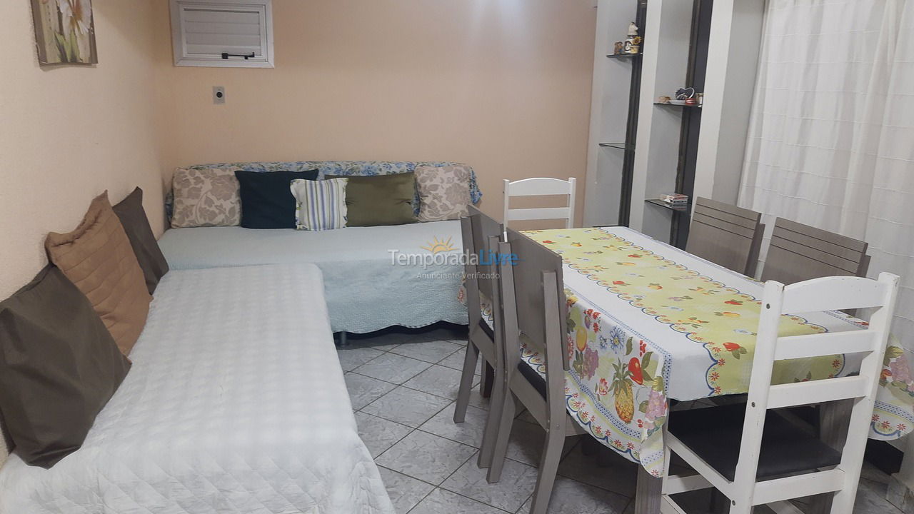 Casa para aluguel de temporada em Londrina (Universitário)