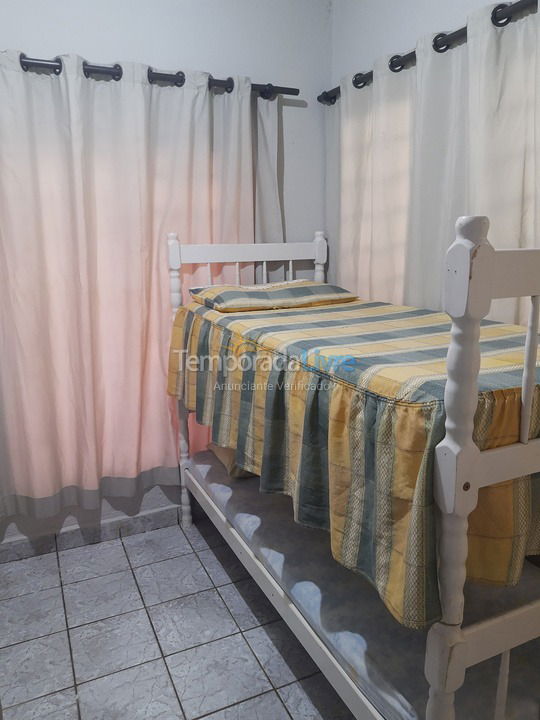 Casa para aluguel de temporada em Londrina (Universitário)