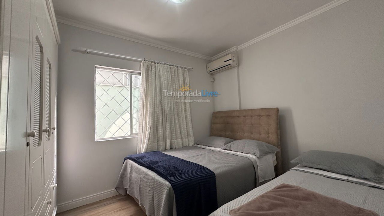 Apartment for vacation rental in Balneário Camboriú (Praia Central)
