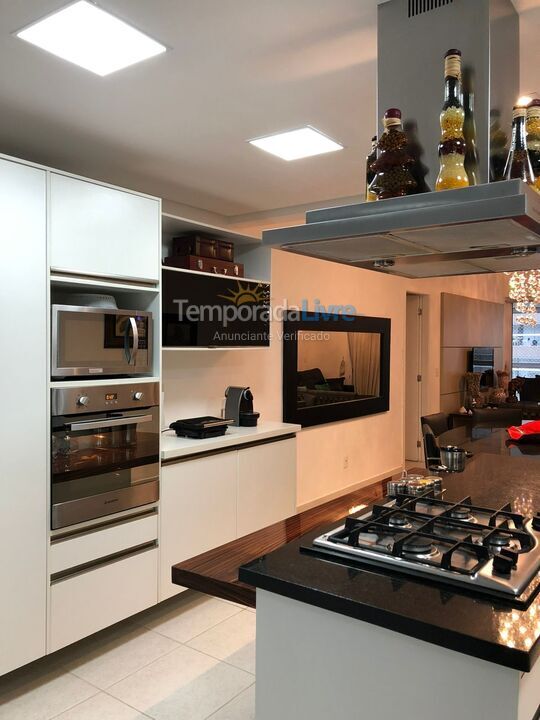 Apartamento para aluguel de temporada em Bertioga (Riviera de São Lourenço)