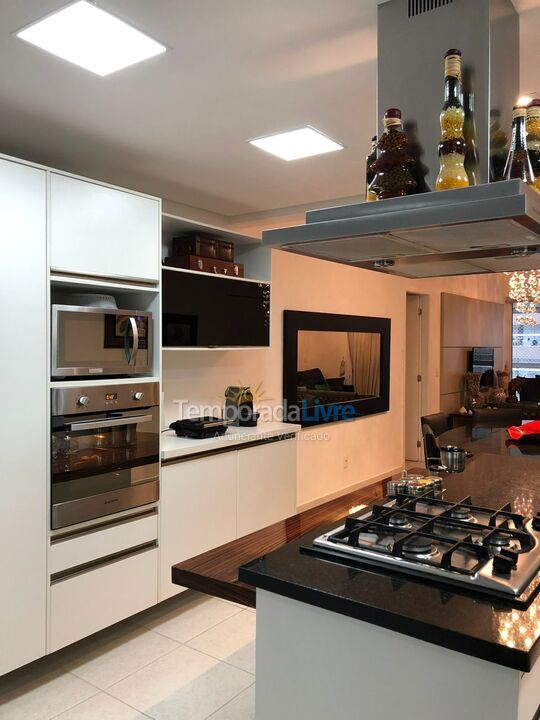 Apartamento para aluguel de temporada em Bertioga (Riviera de São Lourenço)
