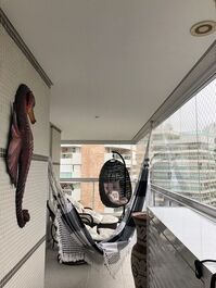 Apartamento no edifício alltime em Riviera de São Lourenço