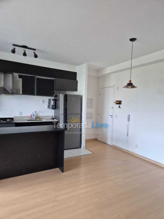 Apartamento para aluguel de temporada em Barueri (Alphaville)
