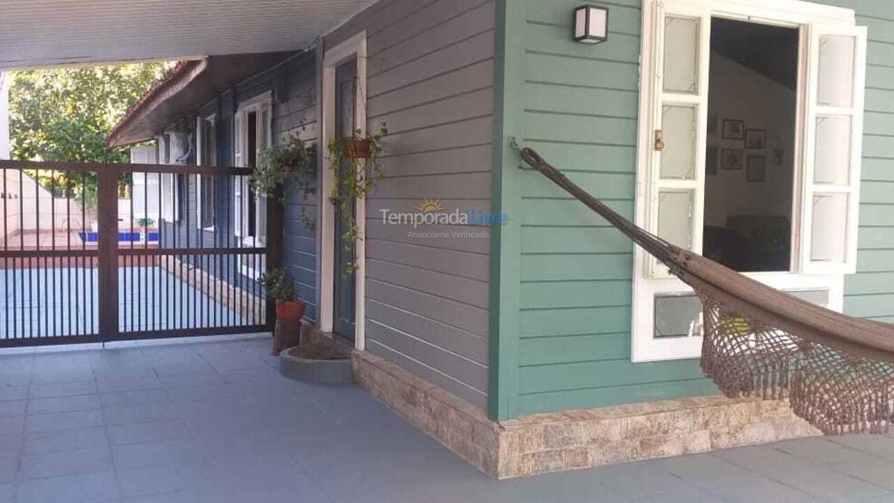 Casa para aluguel de temporada em Bertioga (Riviera de São Lourenço)