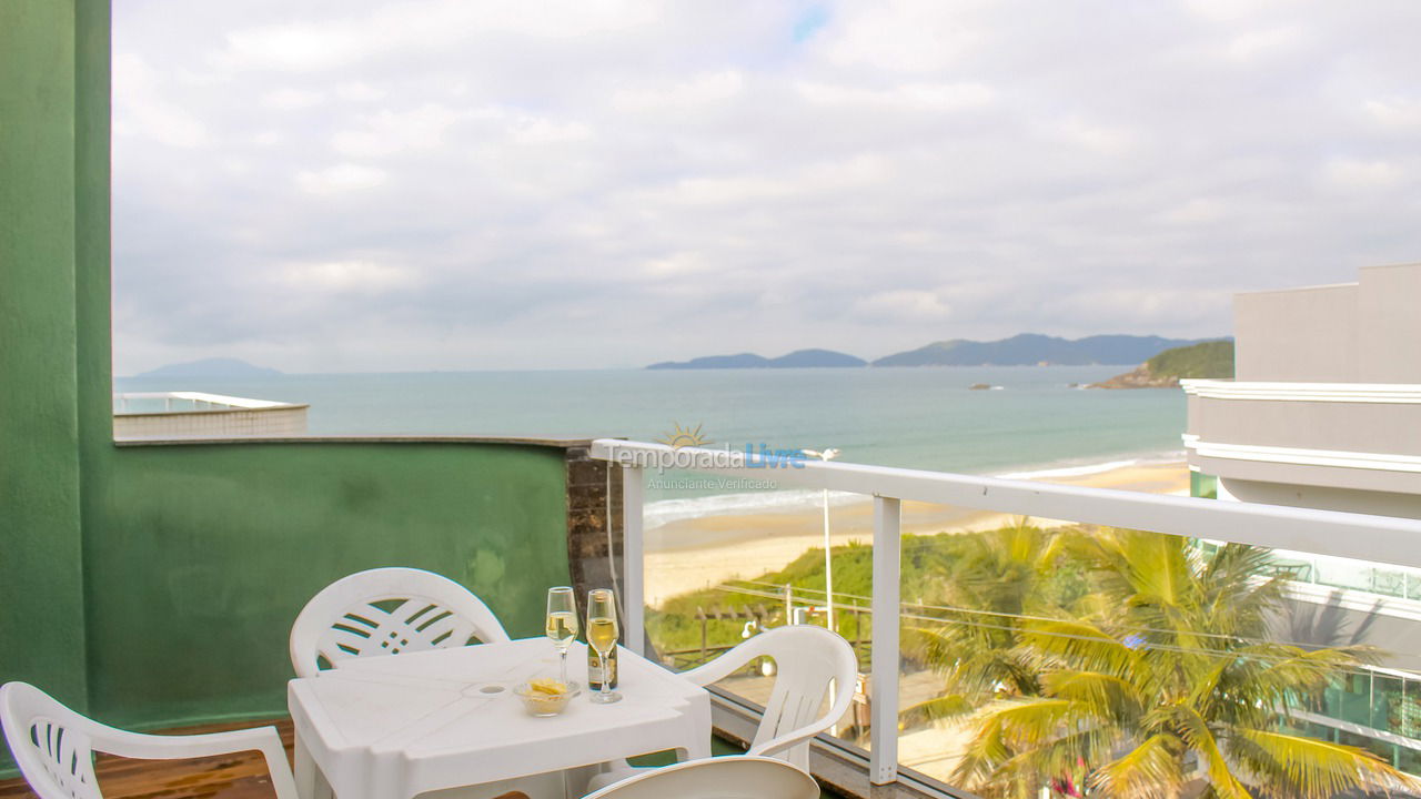 Apartamento para aluguel de temporada em Bombinhas (Praia de Quatro Ilhas)