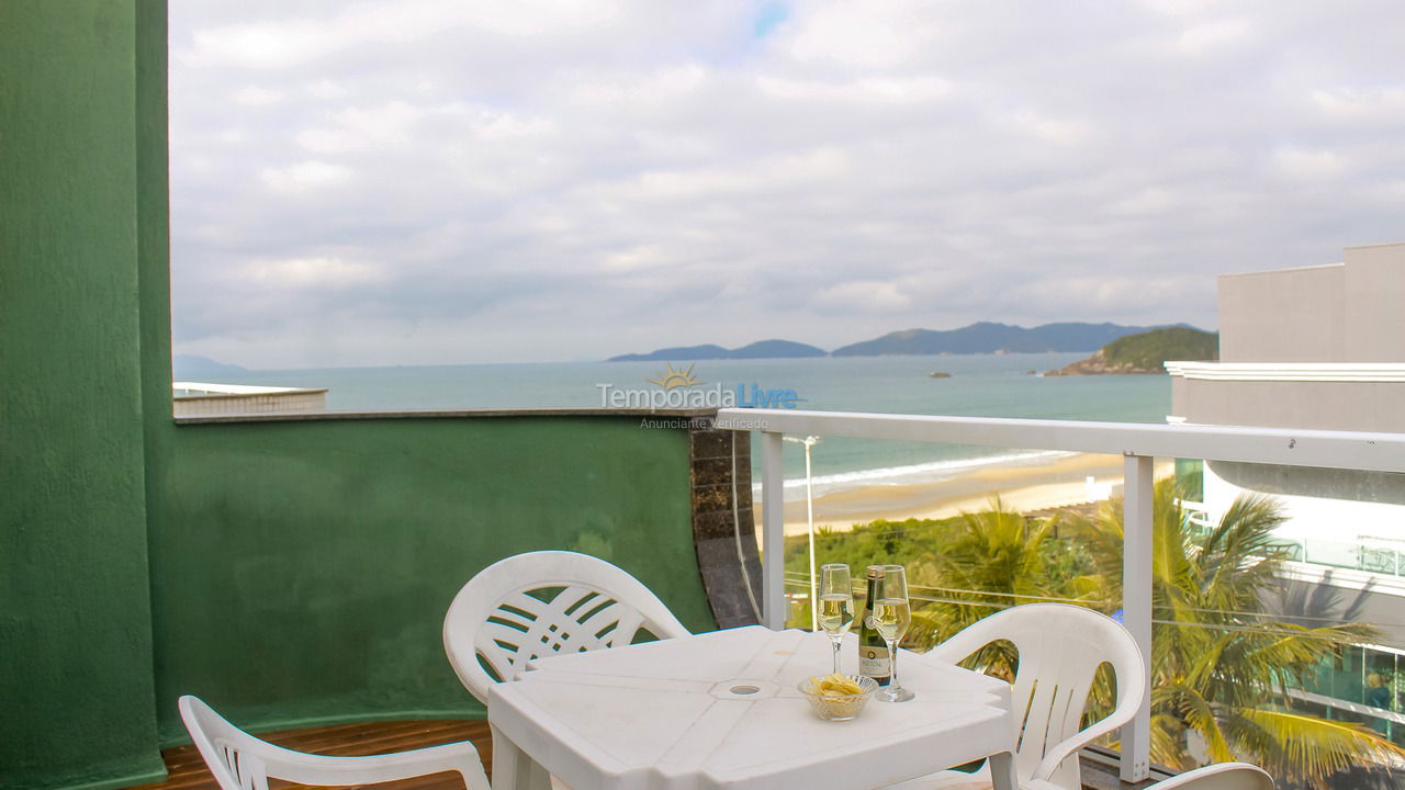 Apartamento para aluguel de temporada em Bombinhas (Praia de Quatro Ilhas)