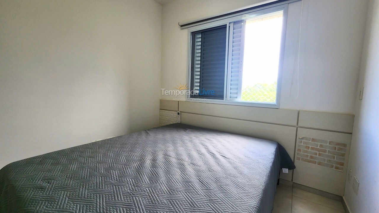 Apartamento para alquiler de vacaciones em Bertioga (Jardim São Lourenço)