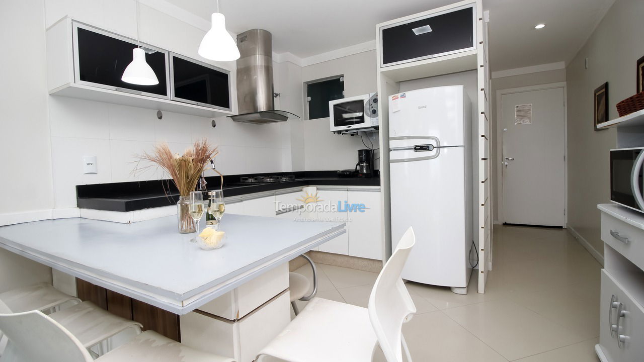 Apartamento para alquiler de vacaciones em Bombinhas (Praia de Quatro Ilhas)