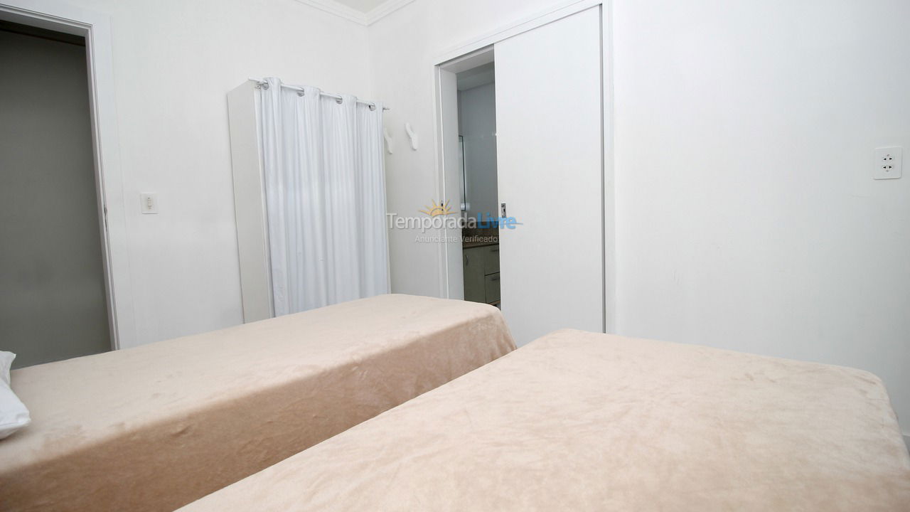 Apartamento para alquiler de vacaciones em Bombinhas (Praia de Quatro Ilhas)
