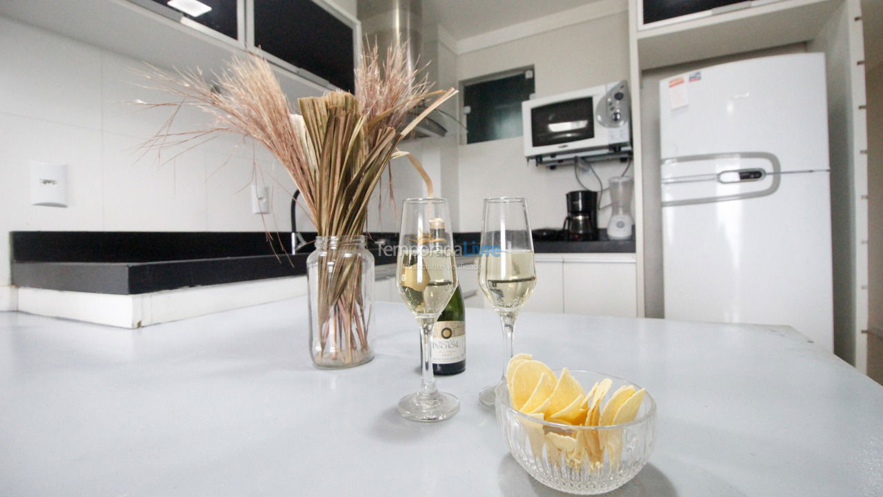Apartamento para alquiler de vacaciones em Bombinhas (Praia de Quatro Ilhas)