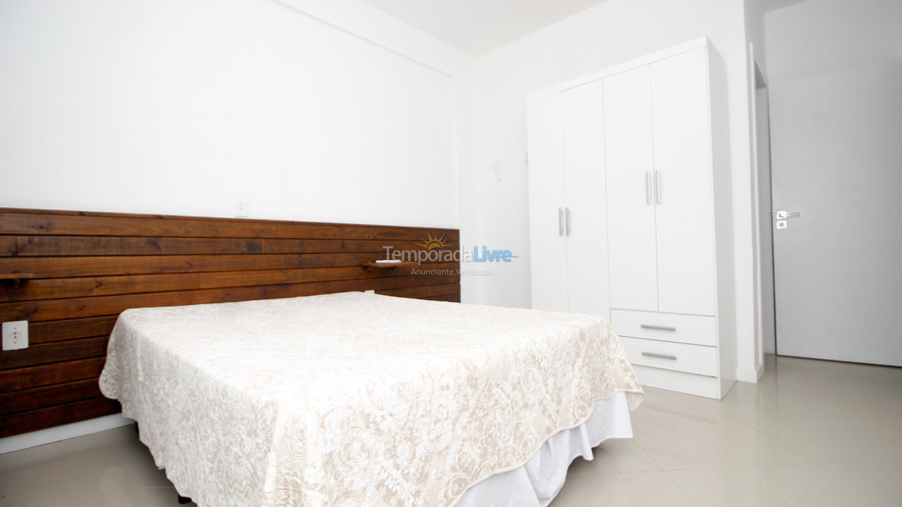 Apartamento para alquiler de vacaciones em Bombinhas (Praia de Quatro Ilhas)
