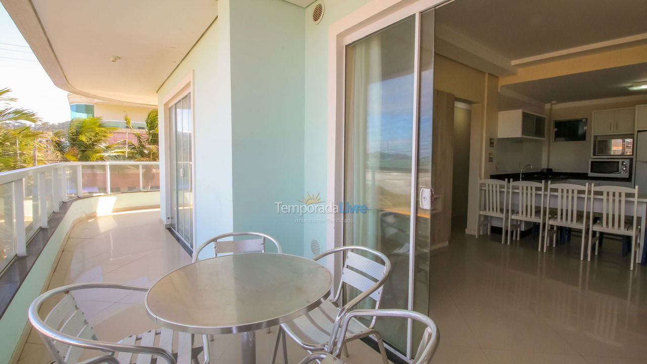 Apartamento para aluguel de temporada em Bombinhas (Praia de Quatro Ilhas)