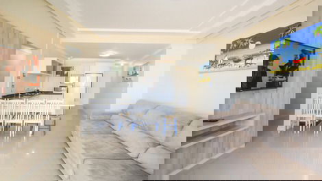 Apartamento para 8 pessoas de frente para a Praia de Quatro Ilhas