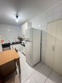 Praia Grande - Apartamento en la esquina del fuerte, a 200 metros de la playa.