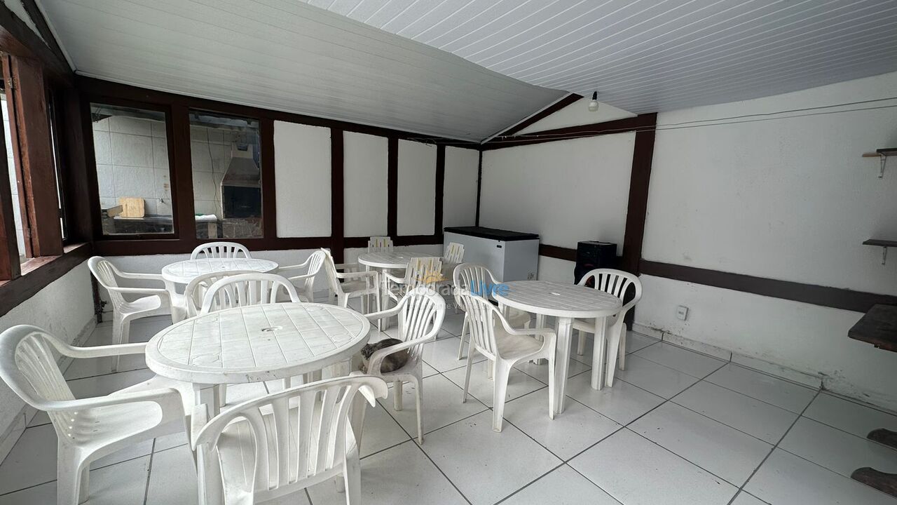 Apartamento para aluguel de temporada em Porto Seguro (Praia de Taperapuan)