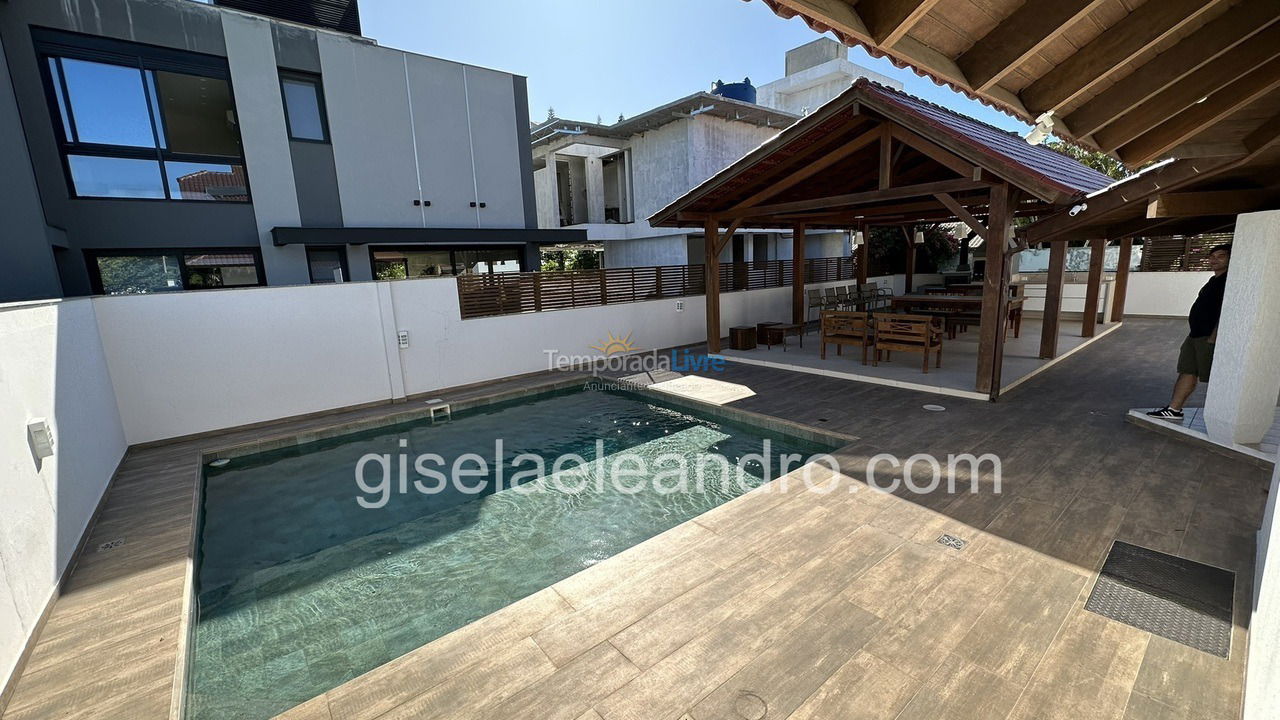 Casa para aluguel de temporada em Florianopolis (Jurerê Internacional)