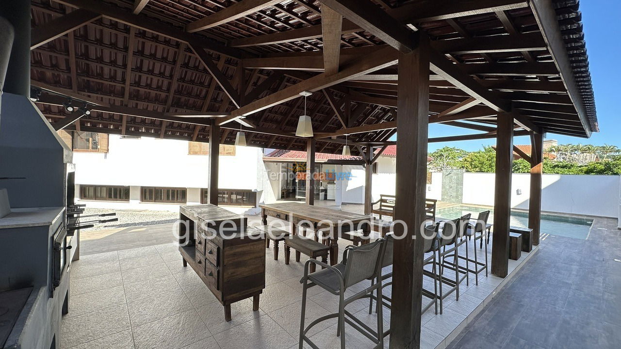 Casa para aluguel de temporada em Florianopolis (Jurerê Internacional)