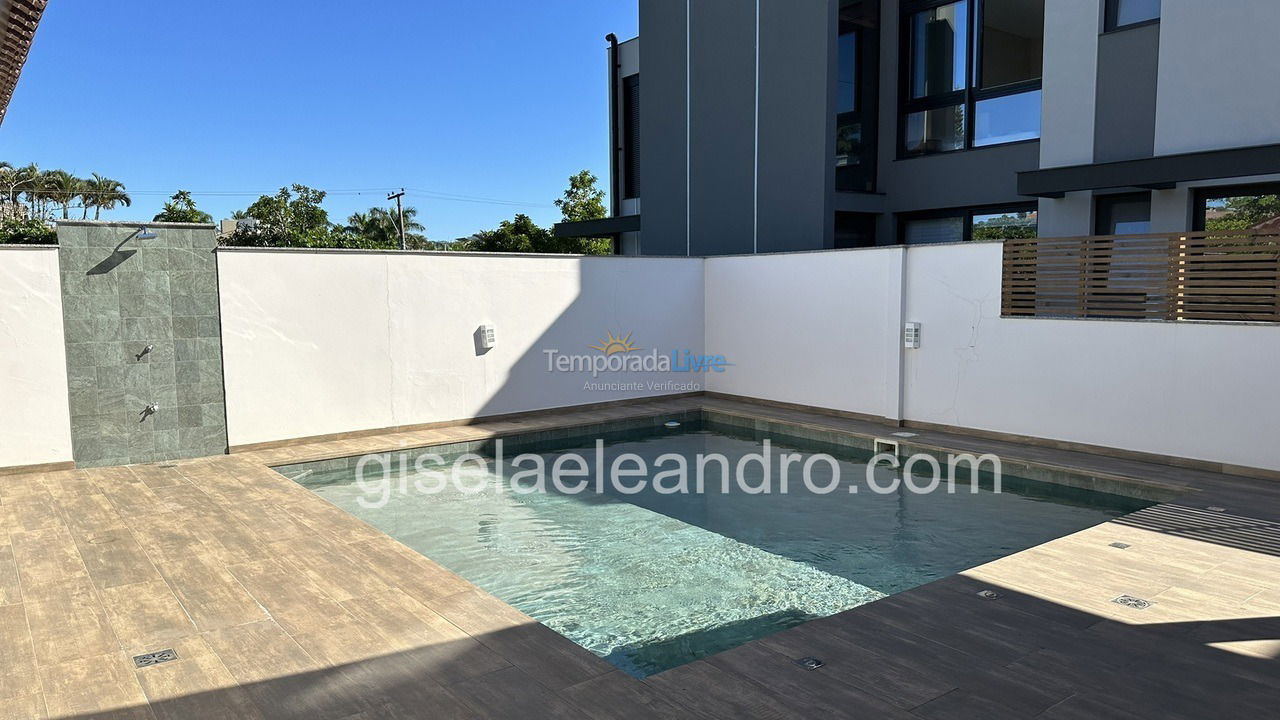 Casa para aluguel de temporada em Florianopolis (Jurerê Internacional)