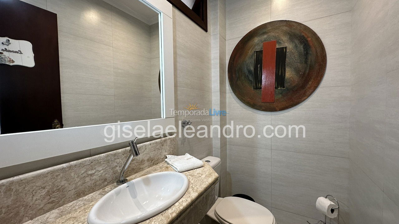 Casa para aluguel de temporada em Florianopolis (Jurerê Internacional)
