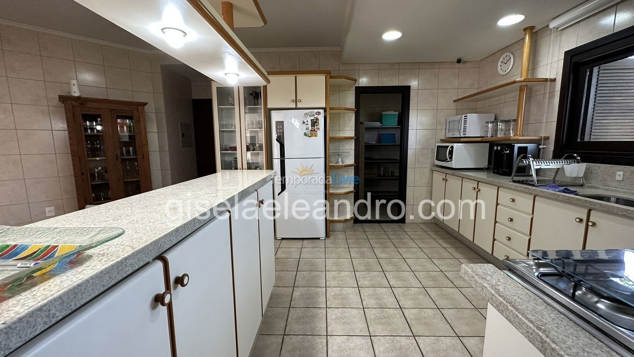 Casa para aluguel de temporada em Florianopolis (Jurerê Internacional)
