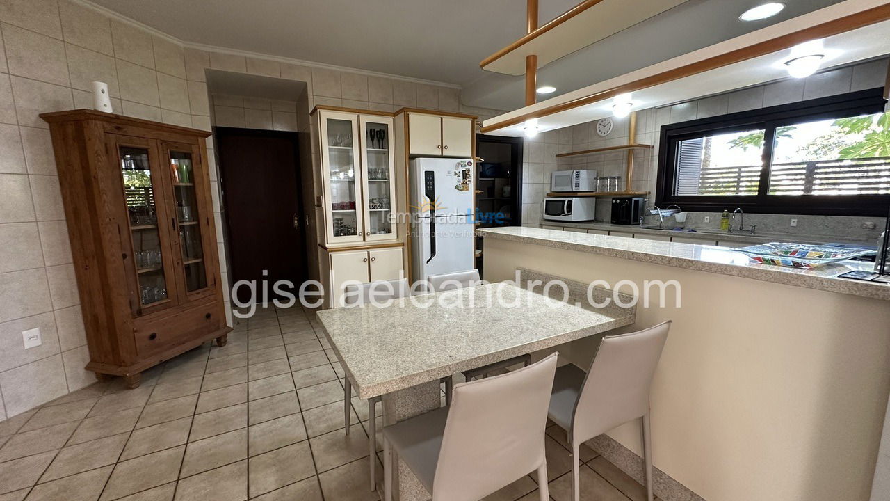 Casa para aluguel de temporada em Florianopolis (Jurerê Internacional)