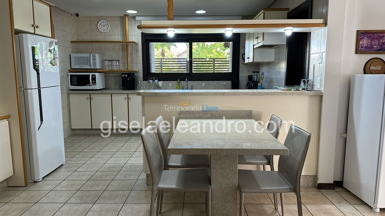 Casa para aluguel de temporada em Florianopolis (Jurerê Internacional)