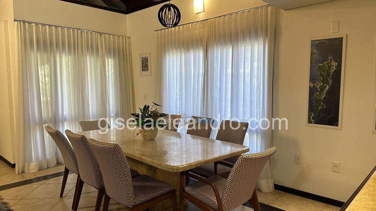 Casa para aluguel de temporada em Florianopolis (Jurerê Internacional)