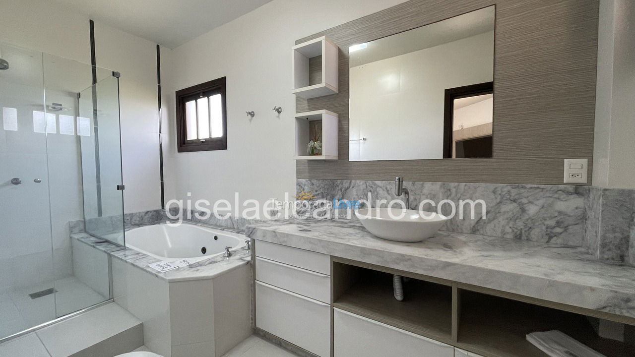 Casa para aluguel de temporada em Florianopolis (Jurerê Internacional)