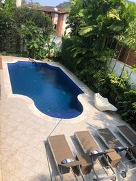 Casa Praia da Baleia- Locação