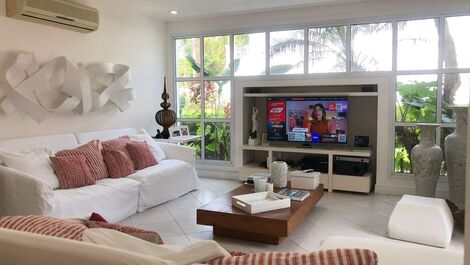 Casa Praia da Baleia- Locação