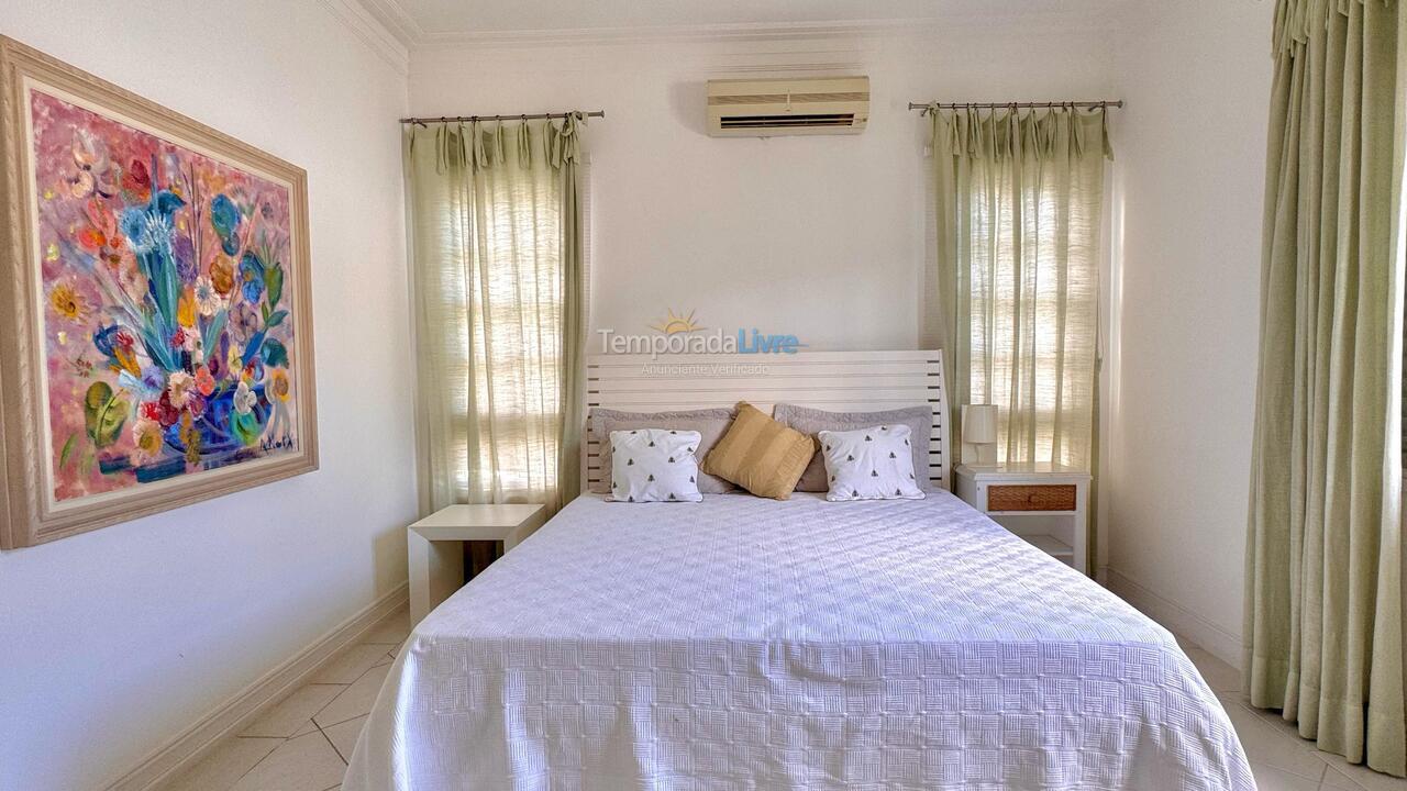 Casa para aluguel de temporada em São Sebastião (Praia da Baleia)