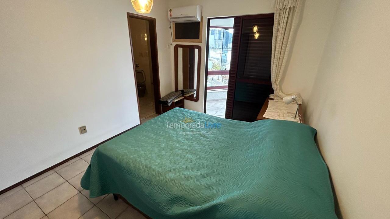 Apartamento para aluguel de temporada em Itapema (Centro)