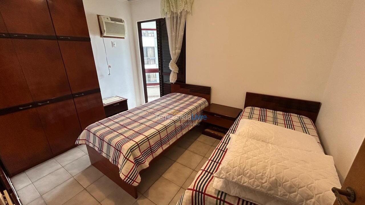 Apartamento para aluguel de temporada em Itapema (Centro)