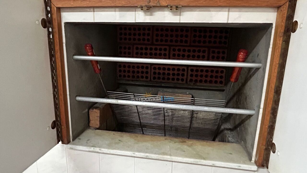 Apartamento para aluguel de temporada em Itapema (Centro)