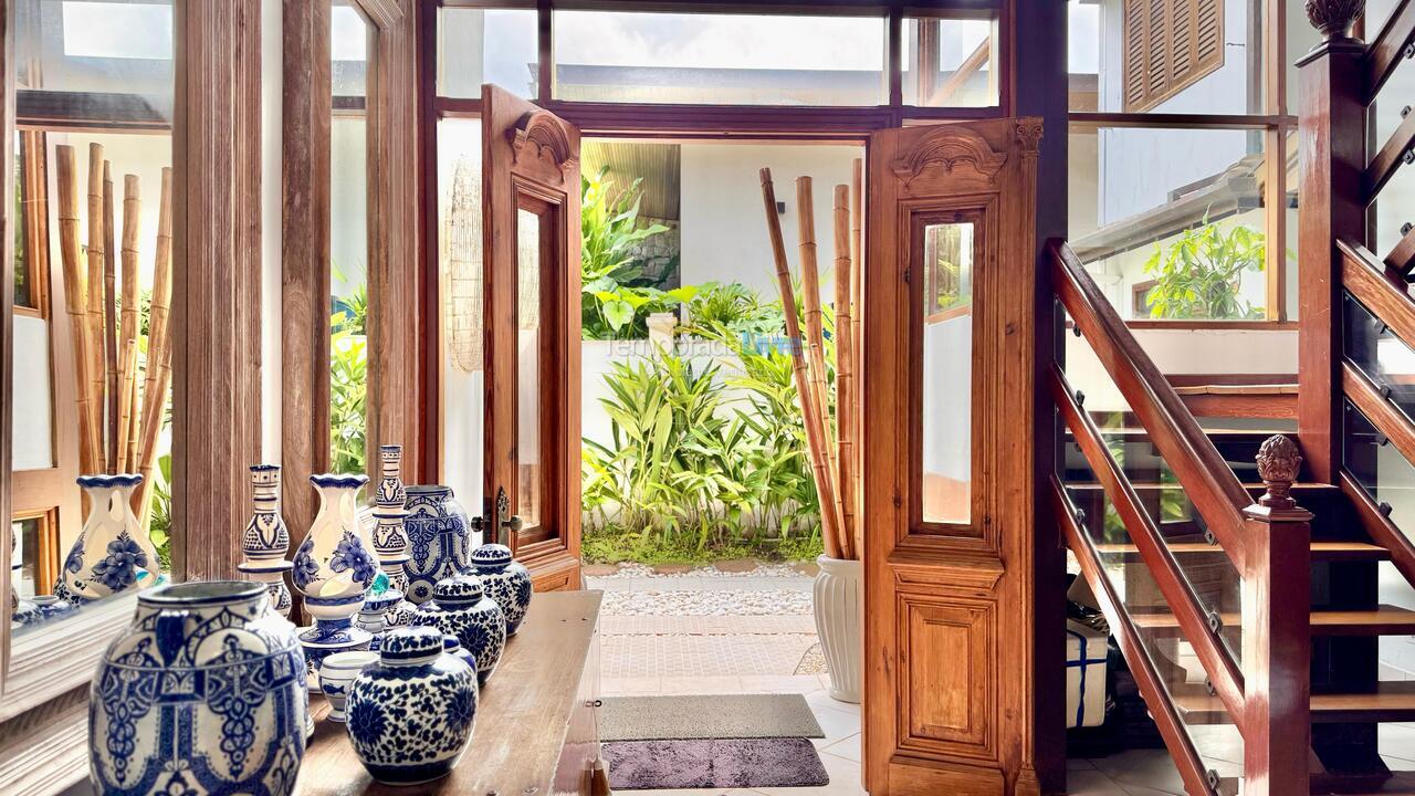 Casa para aluguel de temporada em São Sebastião (Praia da Baleia)