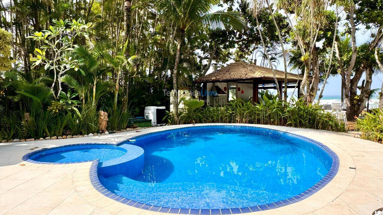 Casa para aluguel de temporada em São Sebastião (Praia da Baleia)