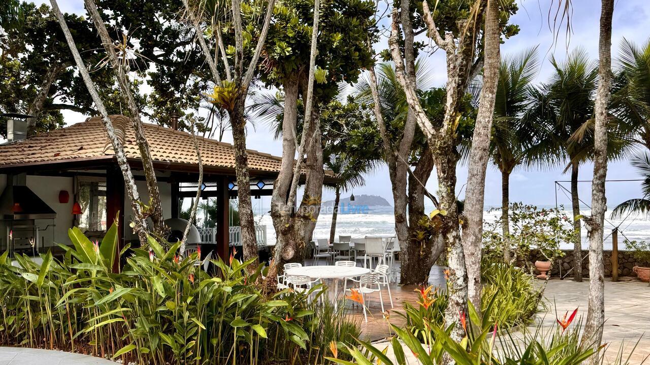Casa para aluguel de temporada em São Sebastião (Praia da Baleia)