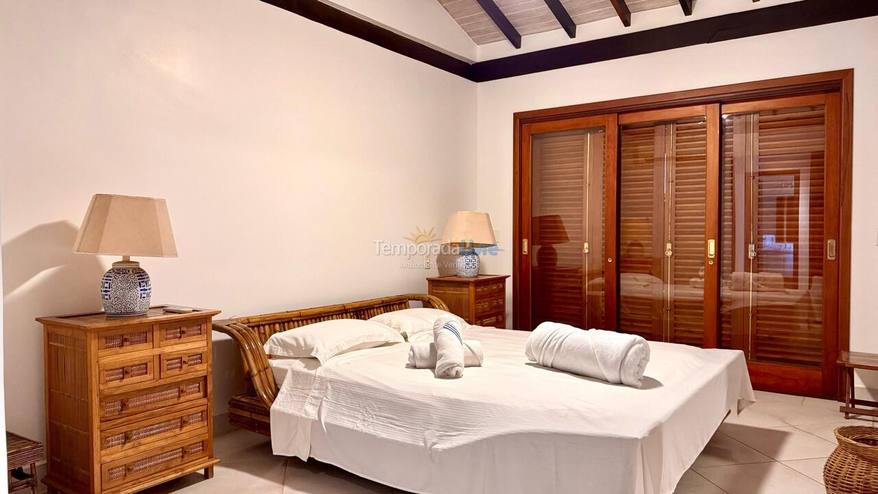 Casa para aluguel de temporada em São Sebastião (Praia da Baleia)