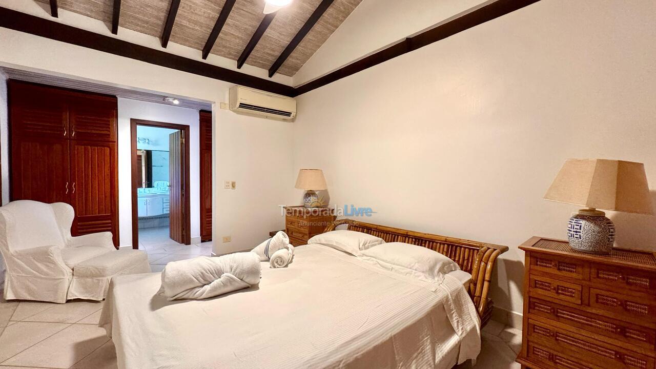 Casa para aluguel de temporada em São Sebastião (Praia da Baleia)
