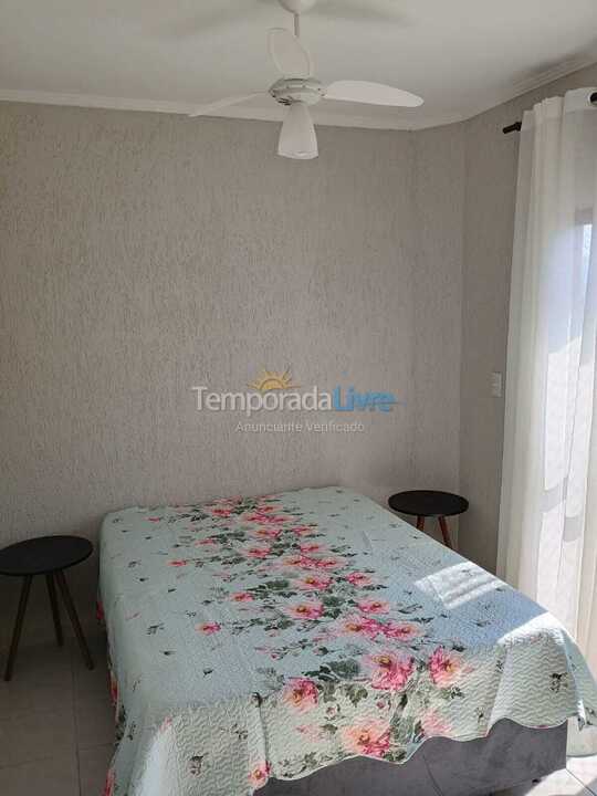 Apartamento para aluguel de temporada em Praia Grande (Praia do Caiçara)