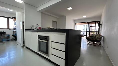 Apartamento de 3 habitaciones, vista al mar, 2 plazas de parking.