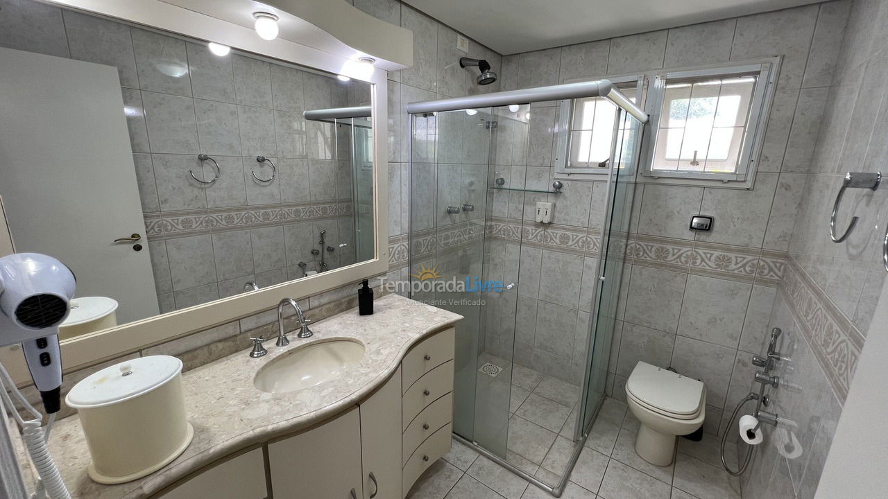 House for vacation rental in Florianopolis (Jurerê Internacional)
